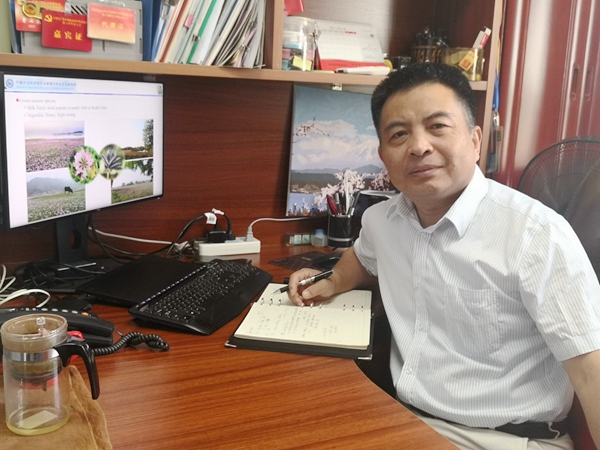 曹卫东2.jpg