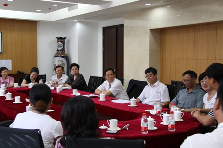 第24期民主党派干部进修班、培训班农工党学员来机关座谈